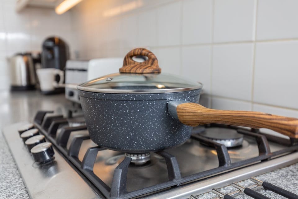Apartment, 1 Bedroom | Private kitchen | Fridge, microwave, oven, dishwasher