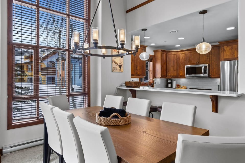 Townhome, 3 Bedrooms | Private kitchen | Fridge, microwave, stovetop, dishwasher