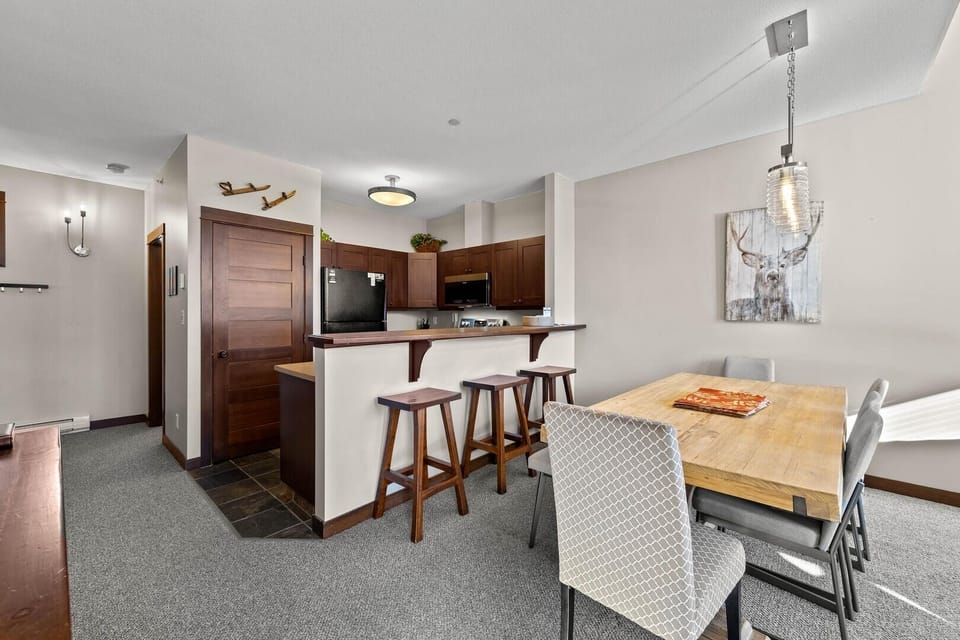 Condo, 2 Bedrooms | Private kitchen | Fridge, microwave, stovetop, dishwasher