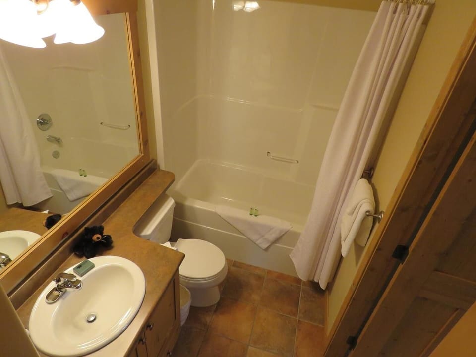 Crystal Forest #63 By Bear Country Apartment in British Columbia