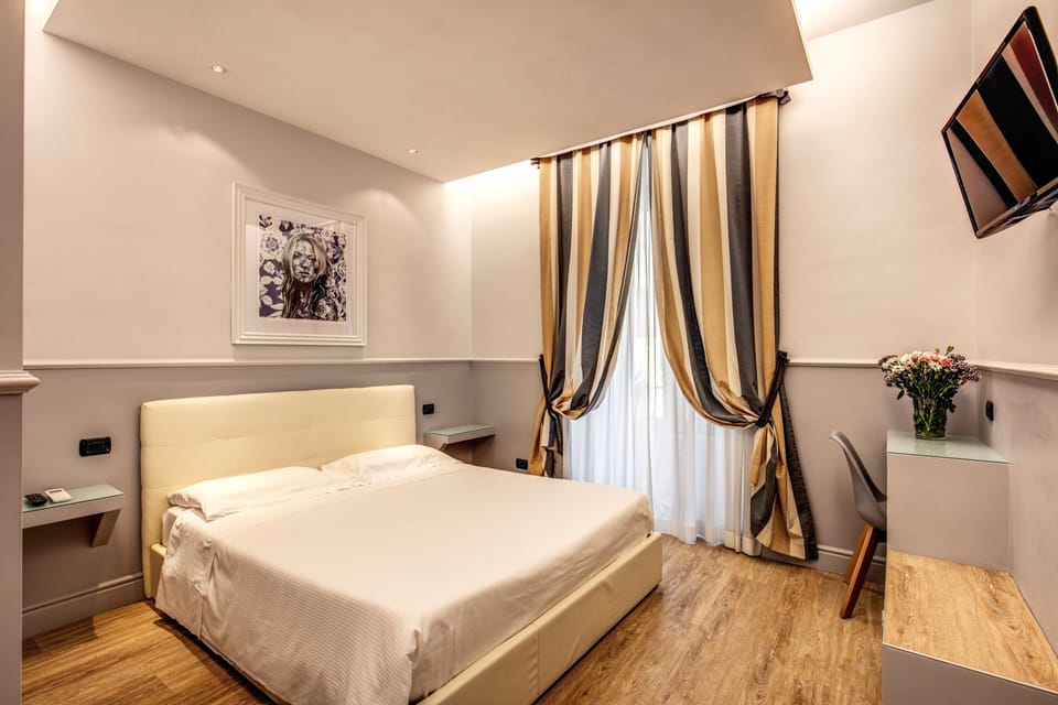 Economy Double or Twin Room | In-room safe, desk, WiFi, bed sheets
