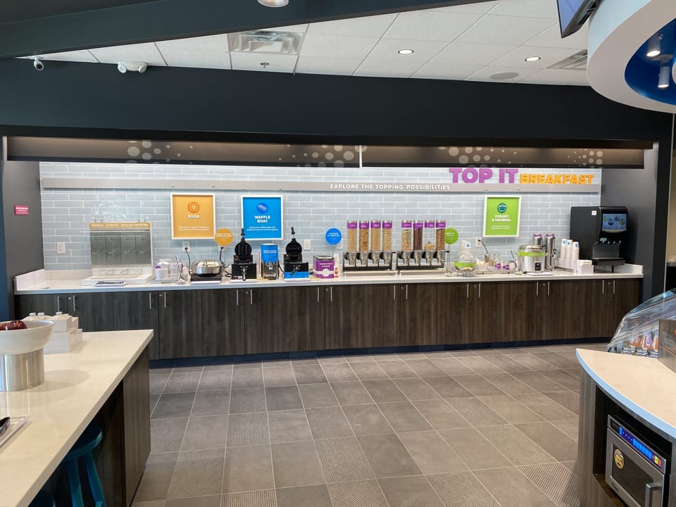 Free daily continental breakfast