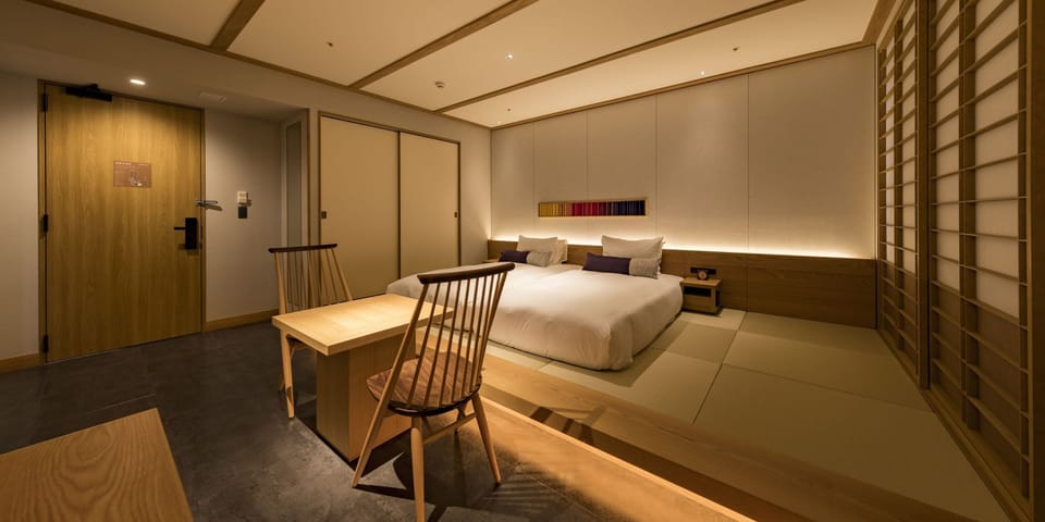 Premier Room, Non Smoking | In-room safe, blackout drapes, iron/ironing board, free WiFi