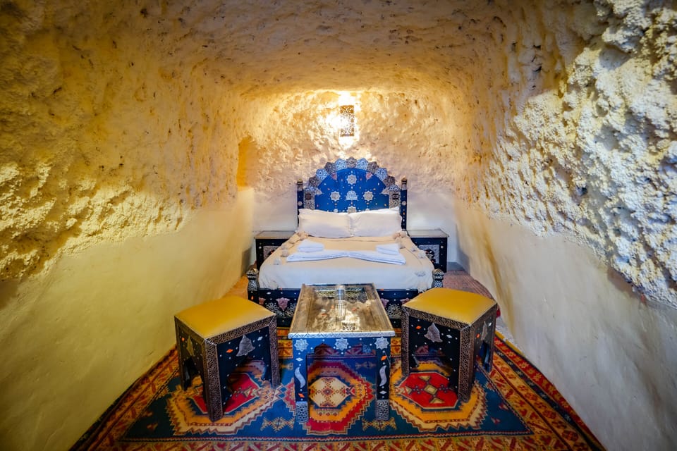 Normal TROGLODYTE (Cave with window ventilation) | Soundproofing, WiFi (free), bed sheets
