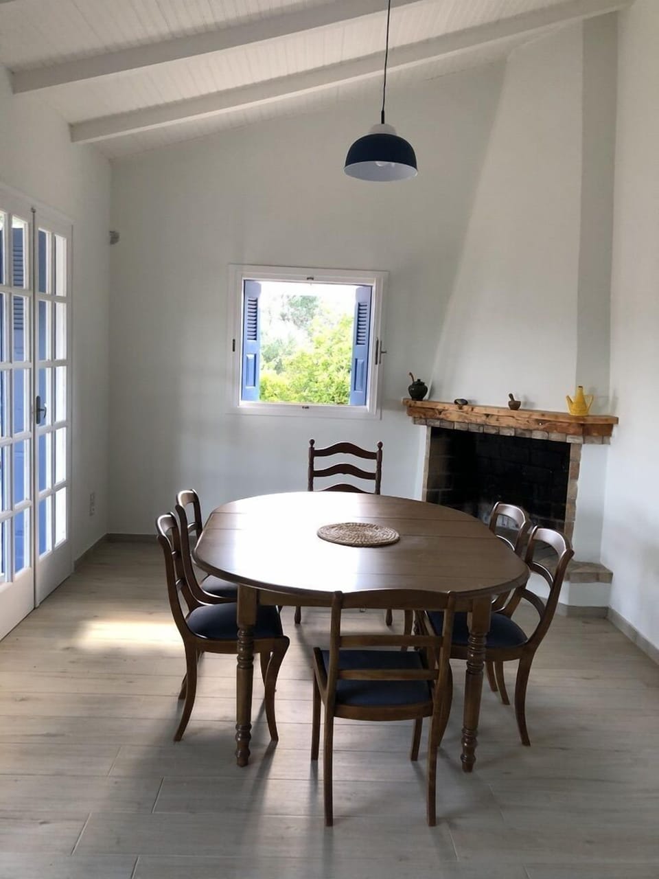 Comfort House | 2 bedrooms, iron/ironing board, bed sheets