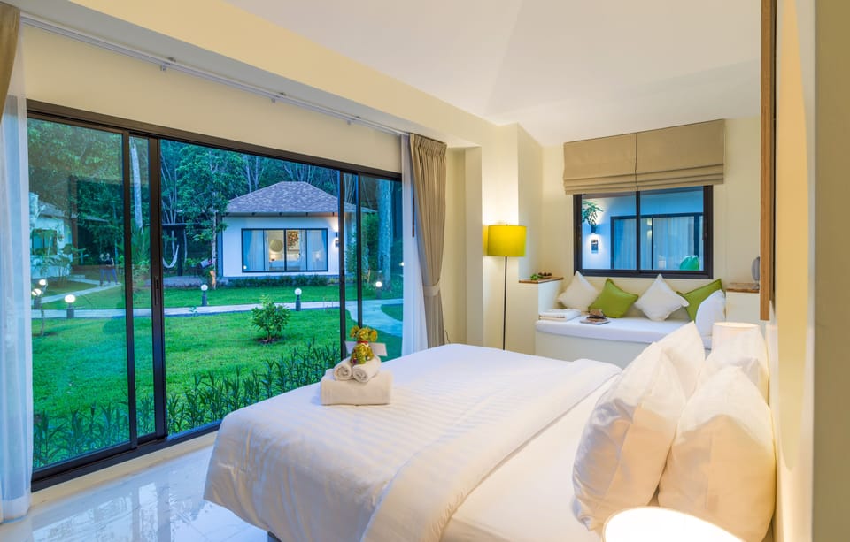 Villa for 3 Persons | 1 bedroom, premium bedding, minibar, in-room safe