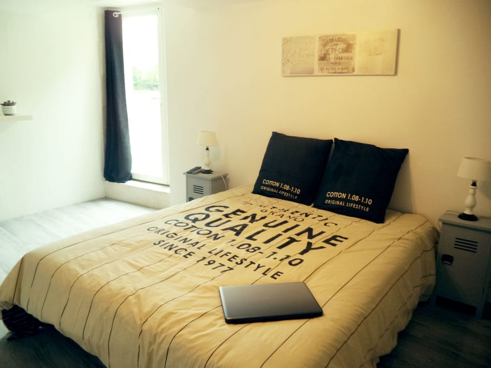 Double Room | Premium bedding, individually decorated, individually furnished, desk