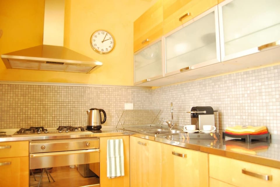 Apartment, 1 Bedroom | Private kitchen | Full-size fridge, oven, stovetop, dishwasher