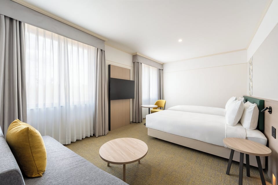 In-room safe, desk, blackout drapes, soundproofing