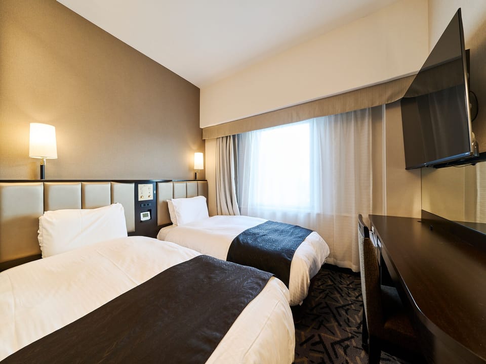 In-room safe, desk, free WiFi, bed sheets