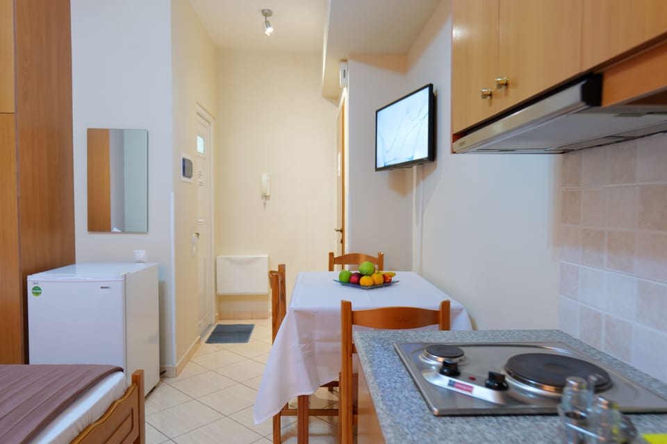 Studio | In-room safe, desk, soundproofing, WiFi (free)