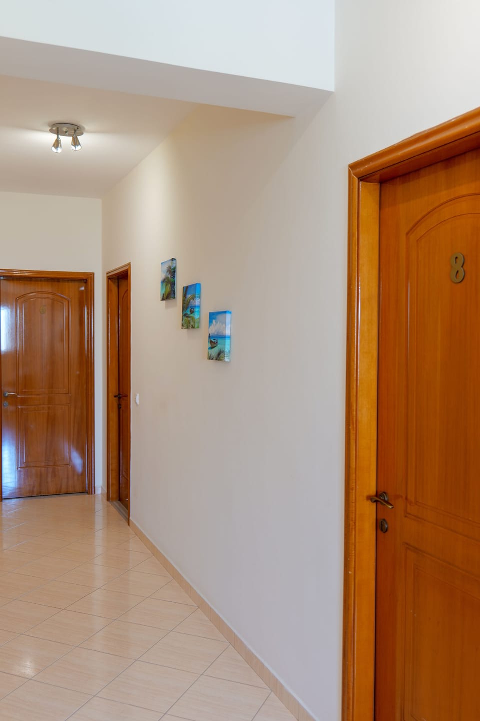 Elidon Apartments Hotel in Sarandë