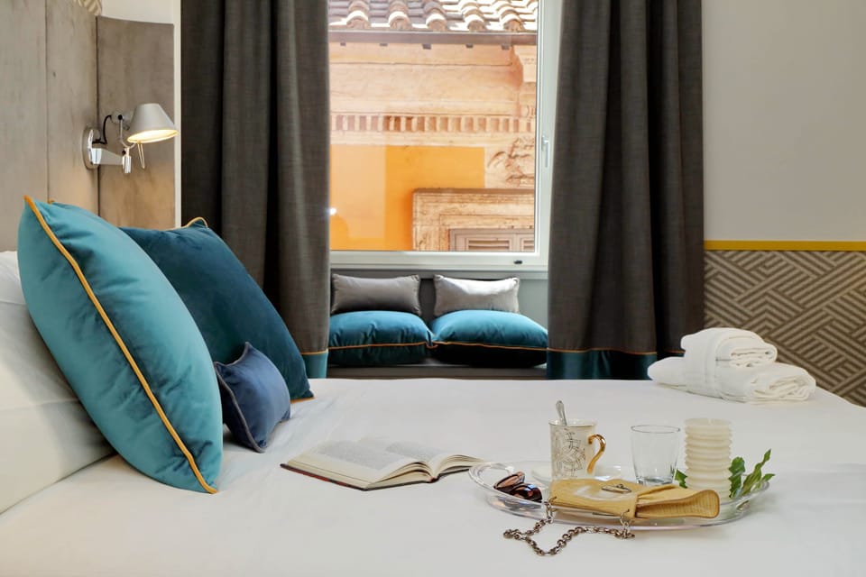 Deluxe Room, City View | Egyptian cotton sheets, premium bedding, down comforters, pillowtop beds