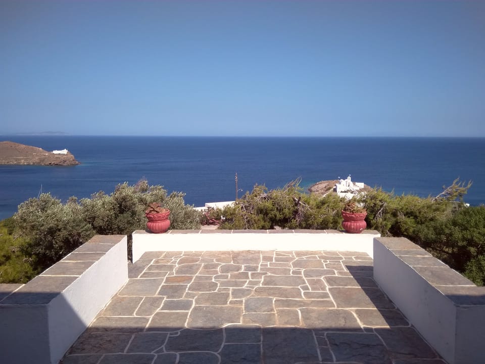 Cottage | Balcony