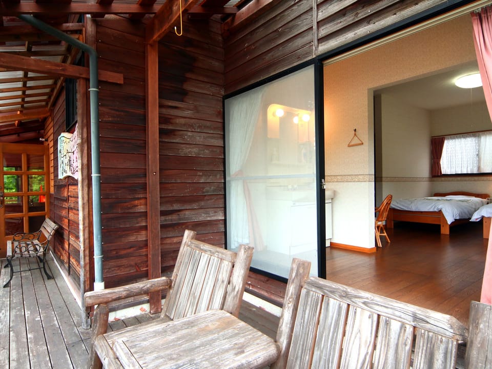 Standard Twin Room | Desk, free WiFi, bed sheets