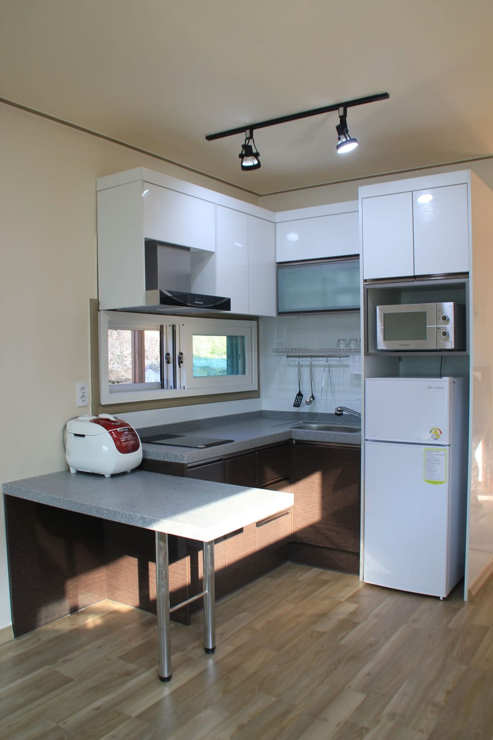 Private kitchenette