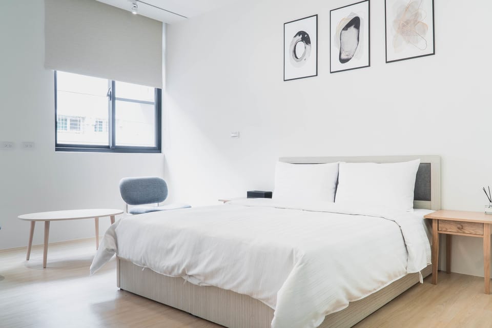 Superior Double Room | Desk, blackout drapes, free WiFi, bed sheets