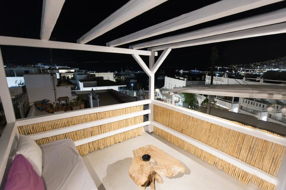 House | Balcony