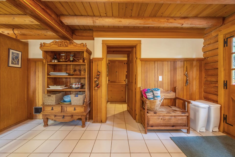 Cabin, 3 Bedrooms | Interior