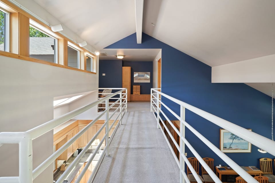 House, 5 Bedrooms | Interior