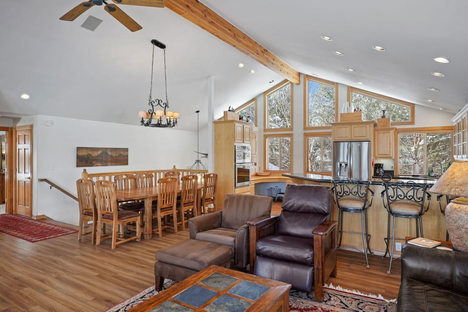 House, 4 Bedrooms | Interior
