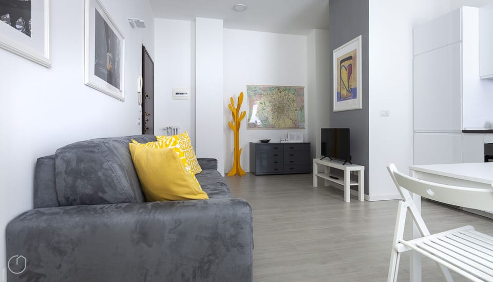 Apartment (1 Bedroom) | Interior
