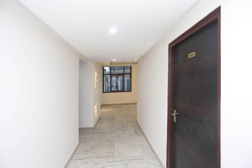 OYO Flagship 18533 Tulip Inn Hotel in Uttar Pradesh