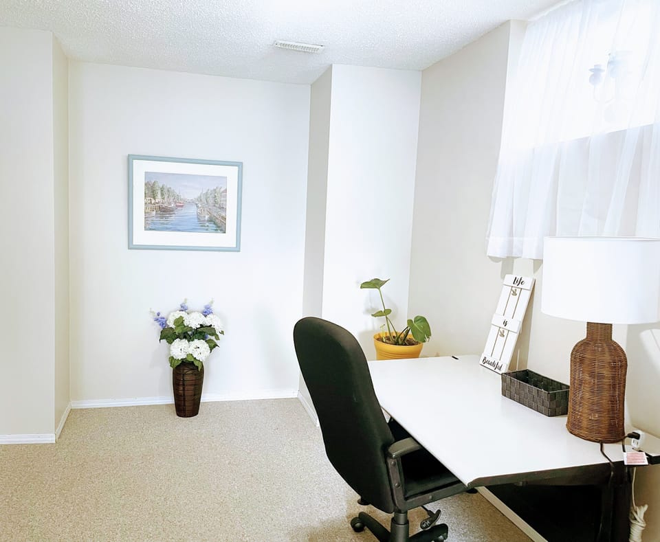 Standard Suite, 2 Bedrooms, Patio, Garden View | Living area