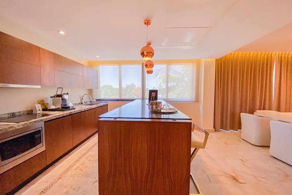 Villa, Multiple Beds, Balcony, Oceanfront | Egyptian cotton sheets, premium bedding, minibar, in-room safe