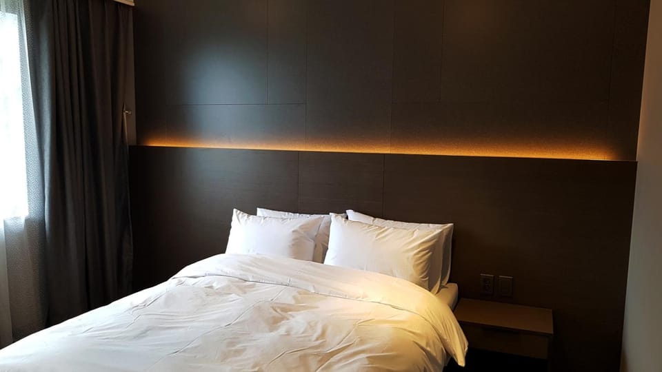 Standard Double Room, 1 Double Bed | Desk, blackout drapes, soundproofing, WiFi (free)