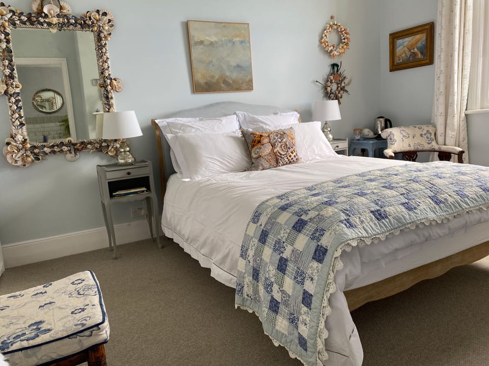Deluxe King Room | Premium bedding, down comforters, pillowtop beds, individually decorated