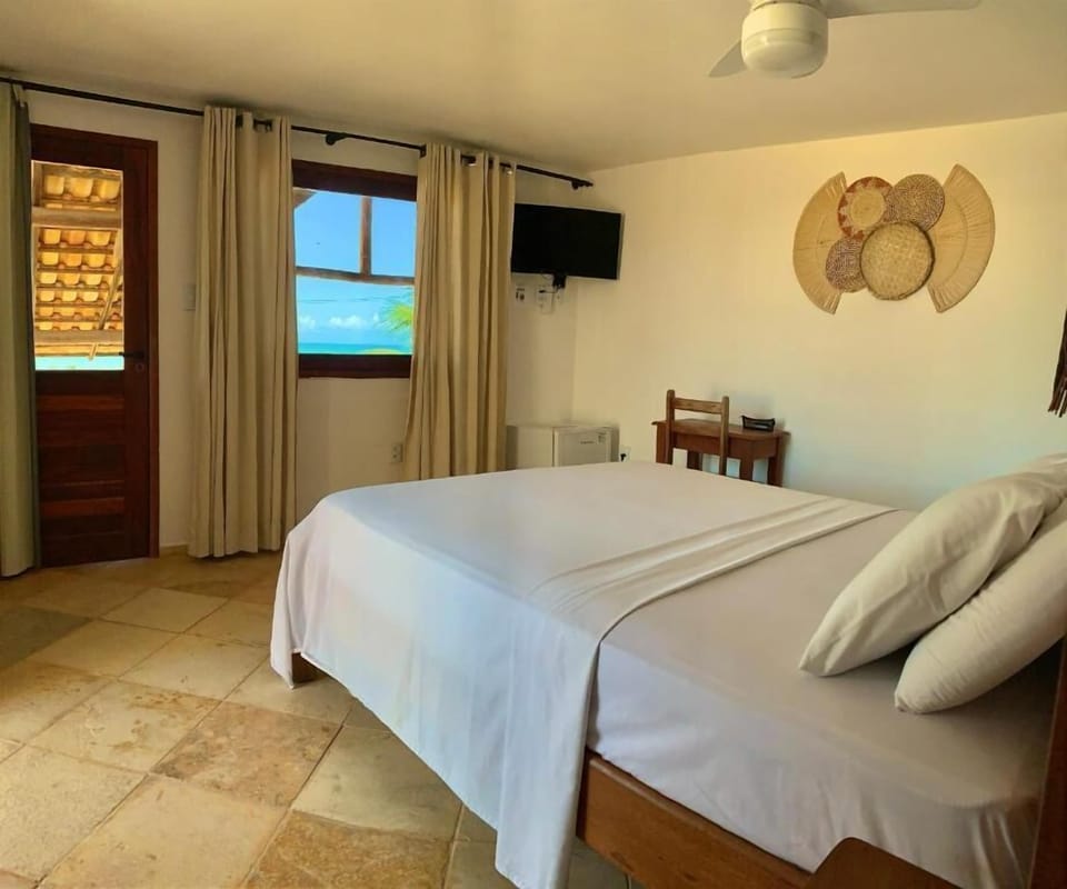 Superior Studio Suite, Sea View (Duplo) | Minibar, in-room safe, individually decorated, individually furnished