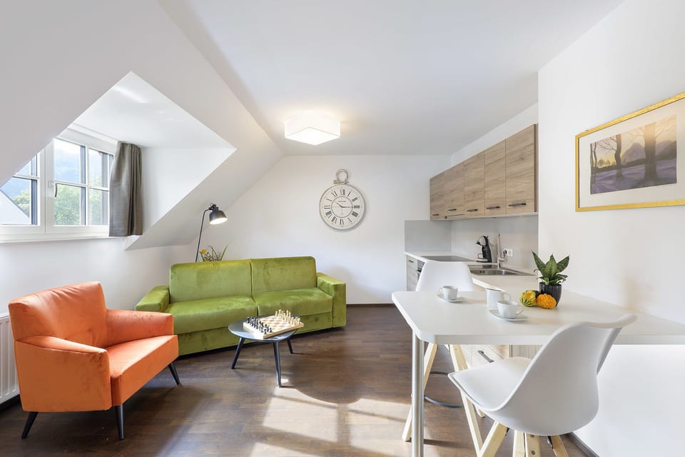 Superior Apartment, Kitchenette | In-room dining