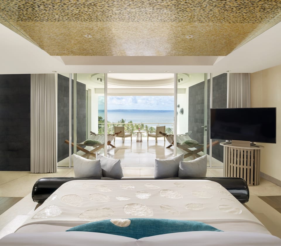 Suite, 2 Bedrooms, Balcony (Balcony) | Egyptian cotton sheets, premium bedding, minibar, in-room safe