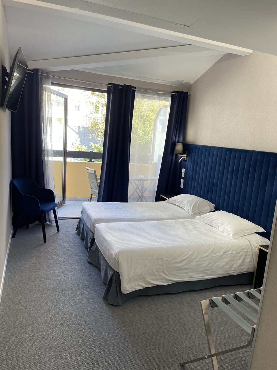 Deluxe Twin Room, Balcony | Desk, soundproofing, cribs (surcharge), WiFi (free)
