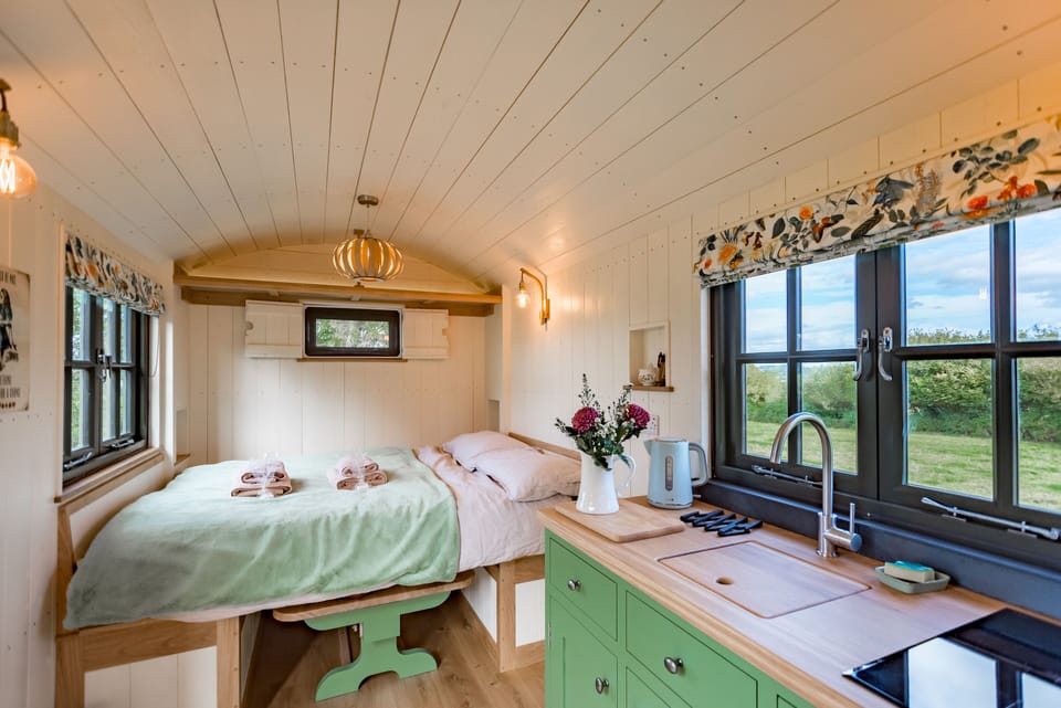 Luxury Room, Ensuite (Cottage Shepherds Hut) | 1 bedroom
