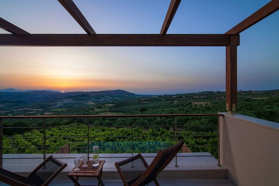 Deluxe Villa, 1 Queen Bed with Sofa bed, Non Smoking, Private Pool | Balcony