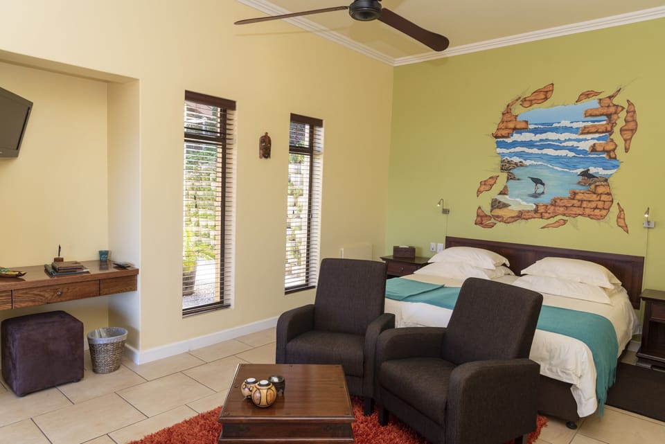 Suite (Oystercatcher) | Minibar, in-room safe, individually decorated, individually furnished