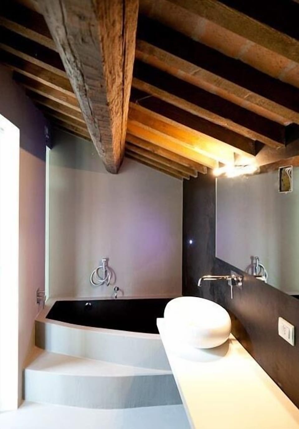 Quadruple Room | Bathroom | Hair dryer, bidet, towels