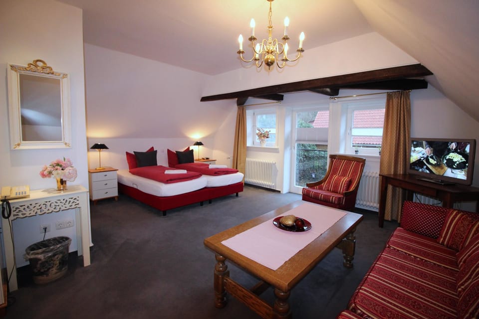 Comfort Double Room | Hypo-allergenic bedding, individually decorated, individually furnished