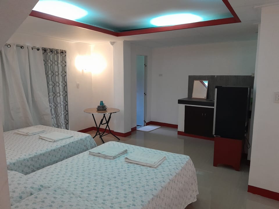 Premium bedding, pillowtop beds, blackout drapes, bed sheets