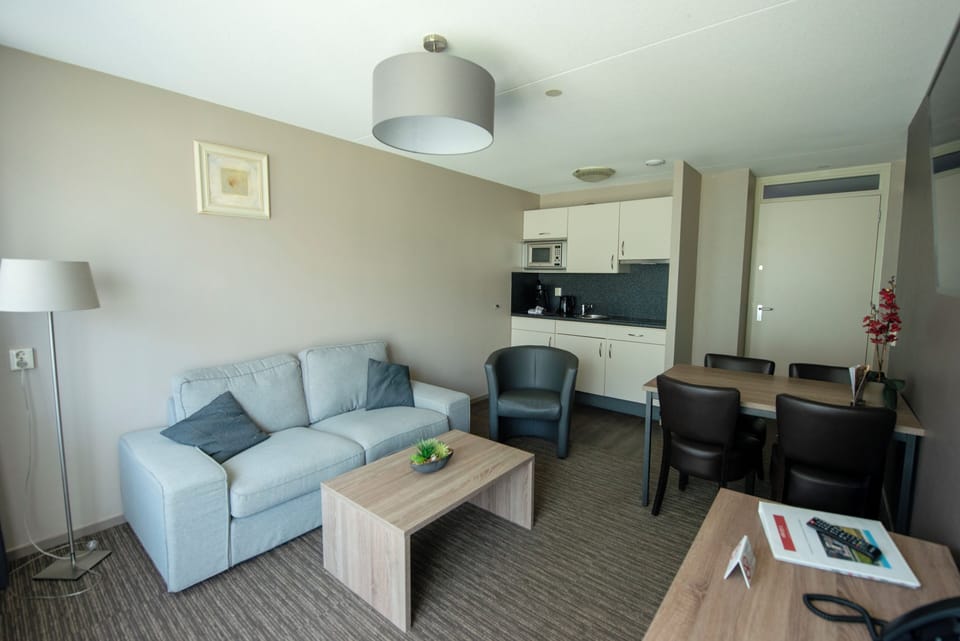 Luxury Studio | In-room safe, desk, free WiFi, wheelchair access