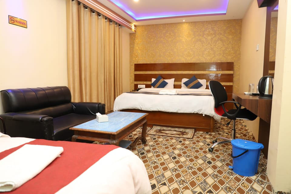 WiFi (free), bed sheets