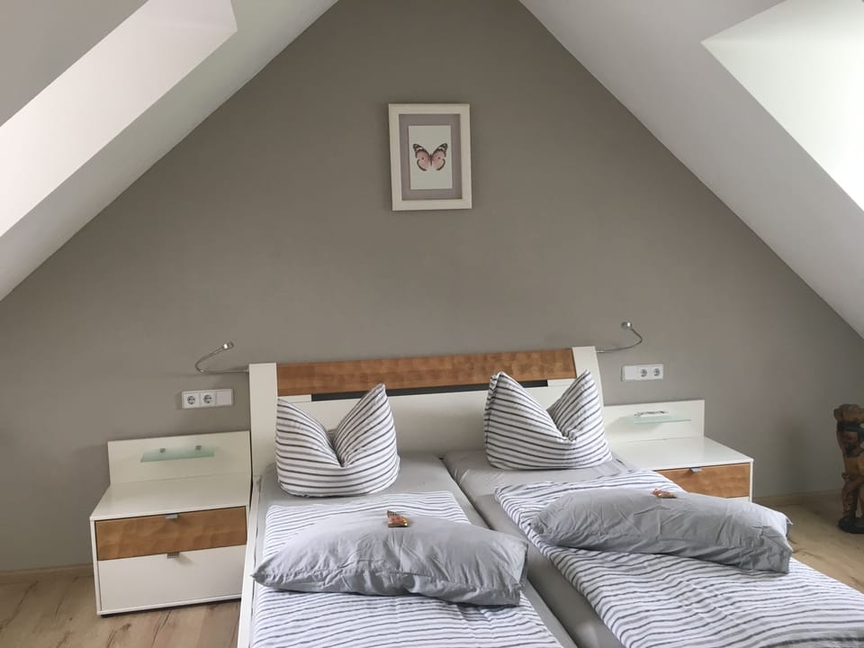 Superior Apartment | Hypo-allergenic bedding available, cribs (surcharge), WiFi (free)