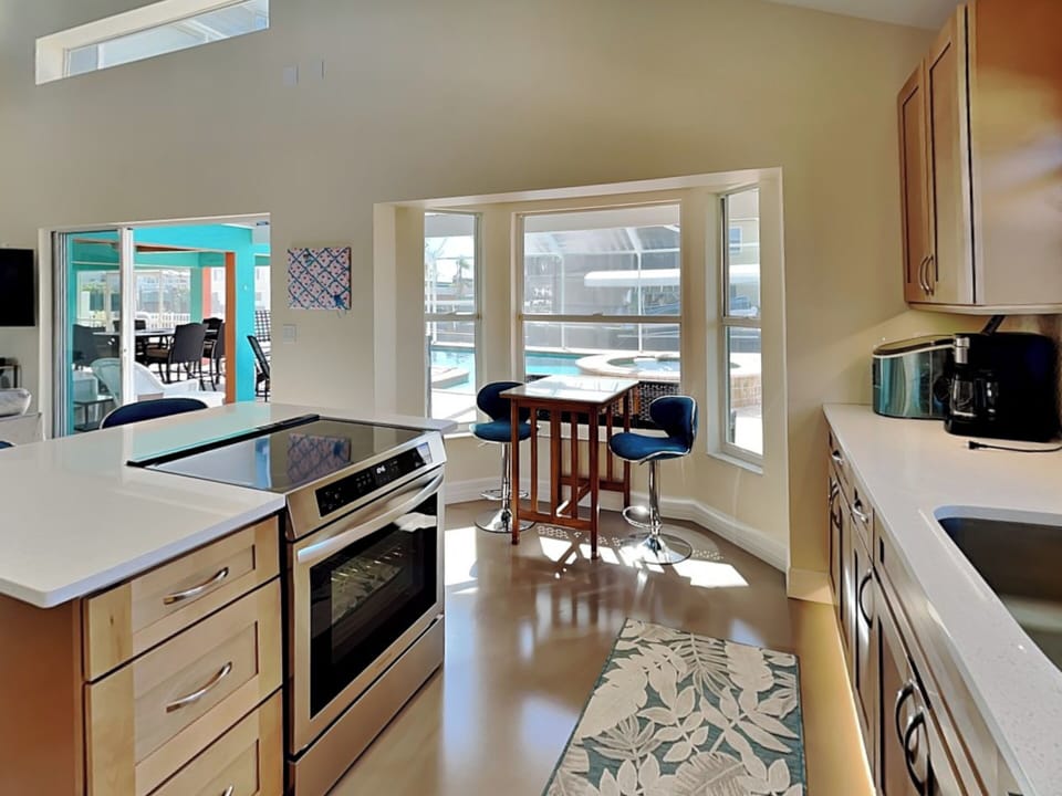 House (4 Bedrooms) | Miscellaneous