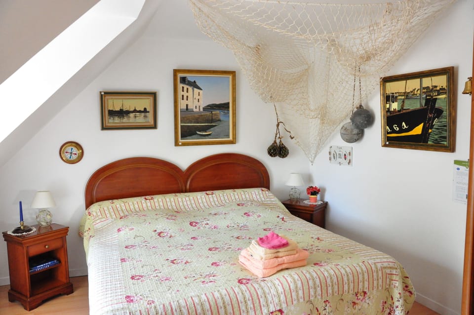 Double Room | Individually decorated, individually furnished, desk, laptop workspace