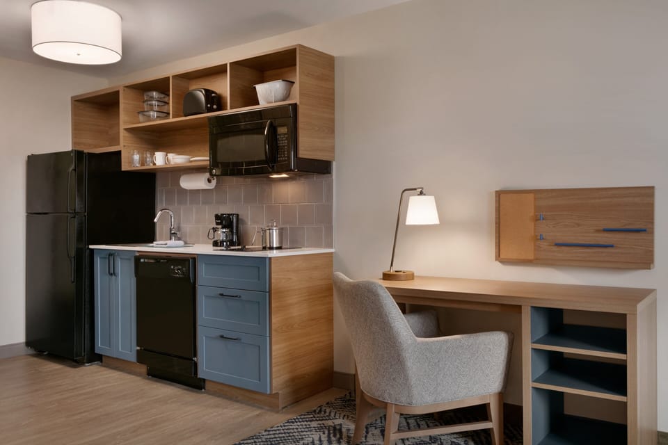 Studio Suite, 2 Queen Beds | Private kitchen | Full-size fridge, microwave, stovetop, dishwasher