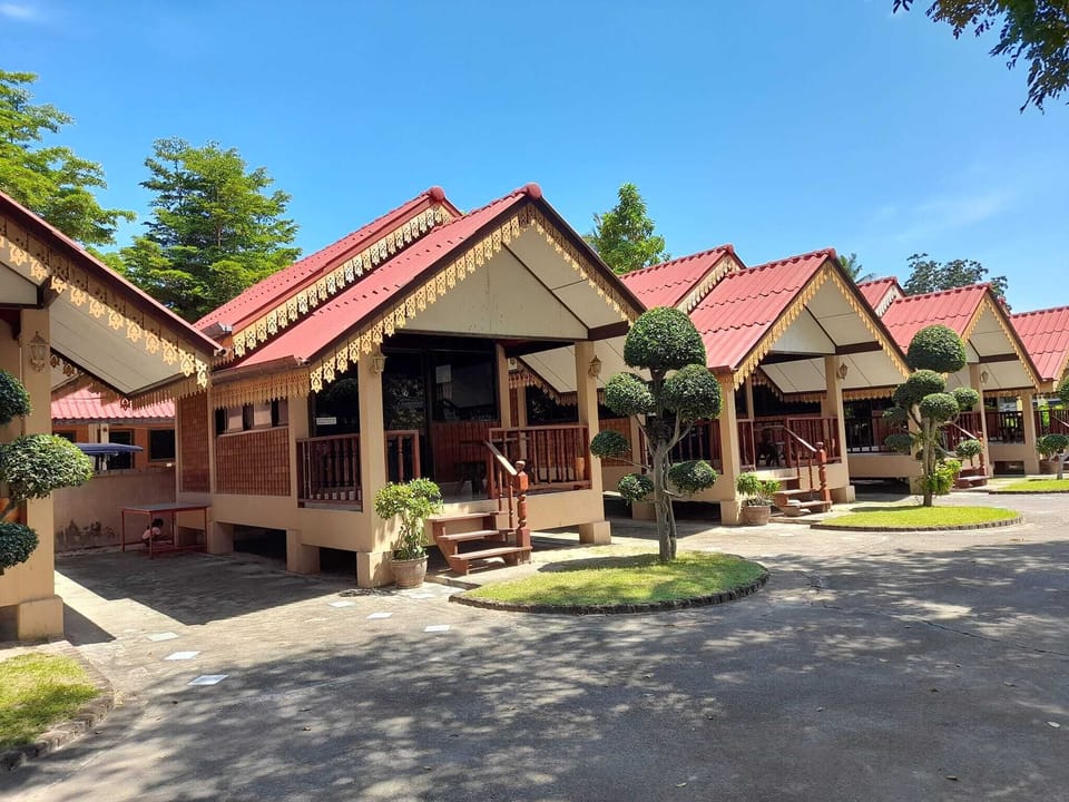 Double Room | Rollaway beds, free WiFi, bed sheets