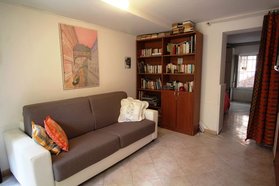 City Apartment, 1 Bedroom | Living area | Flat-screen TV