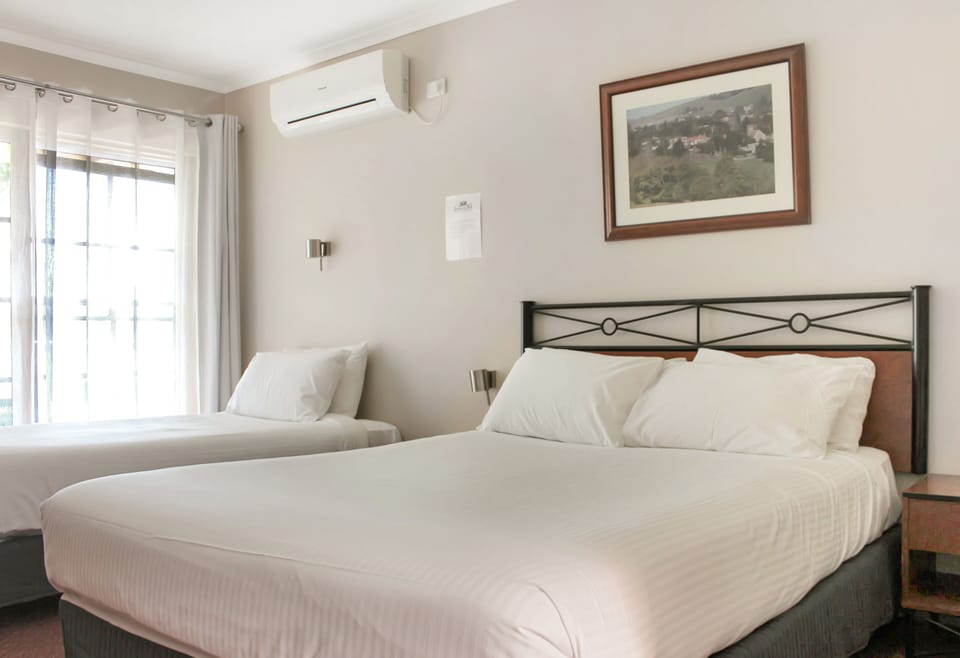Standard Room, Balcony (Saleyard Motel Room) | WiFi (free), bed sheets
